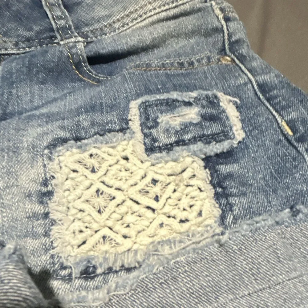 Mudd Girls Blue Denim Cut-Off Shorts: Size 10. Mid Rise Stretch Lace Pockets